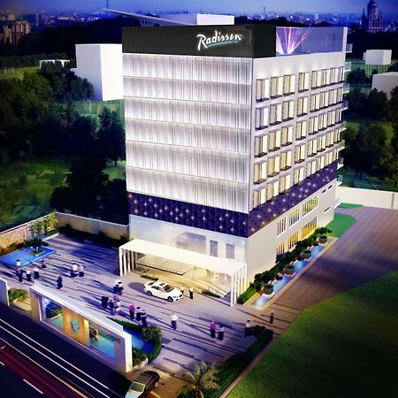 Radisson Lucknow City Center Hotel ภายนอก รูปภาพ